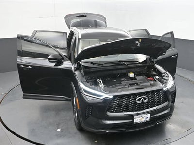 2023 INFINITI QX60 LUXE