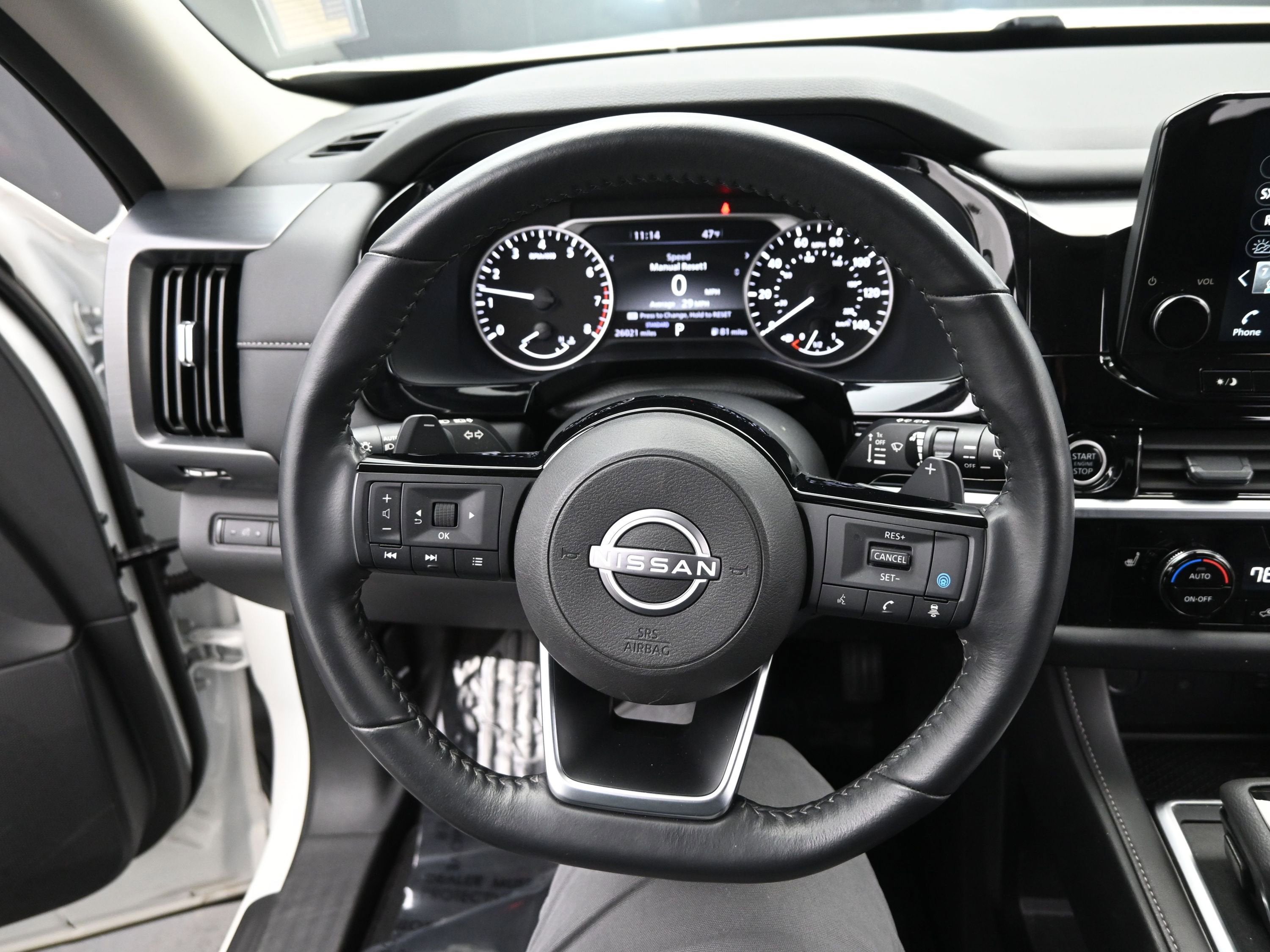 2024 Nissan Pathfinder SL