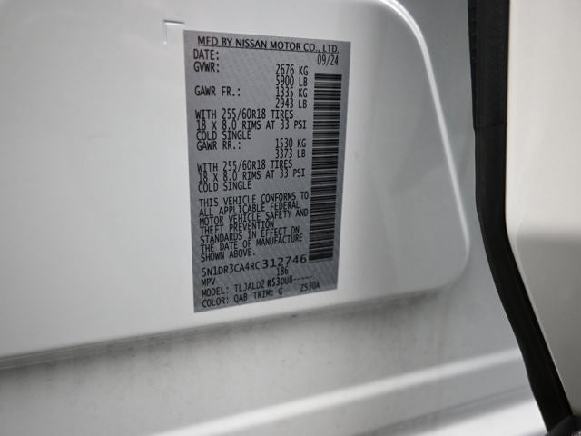 2024 Nissan Pathfinder SL