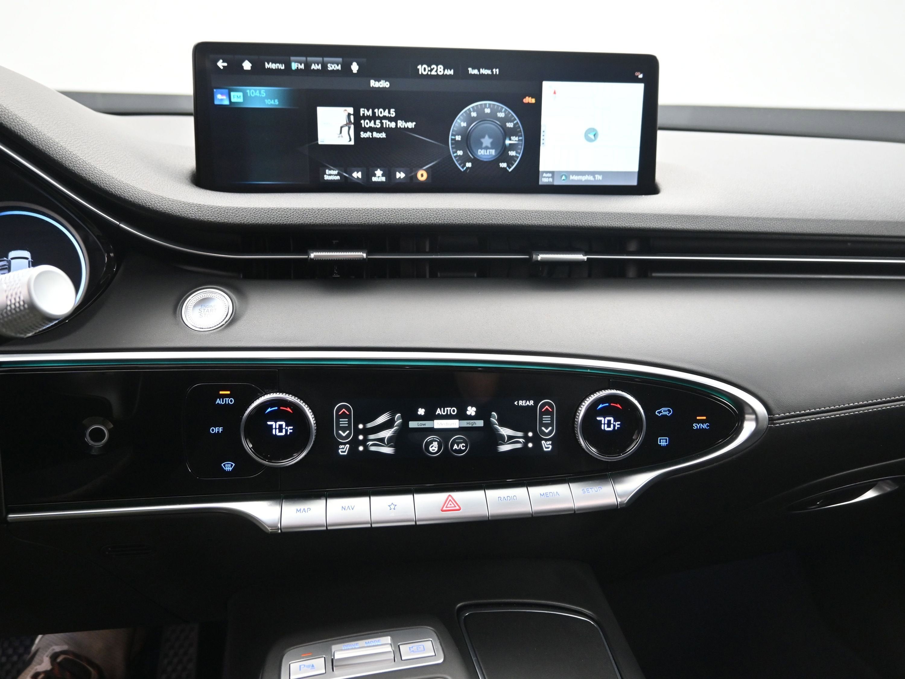 2024 Genesis GV70 2.5T