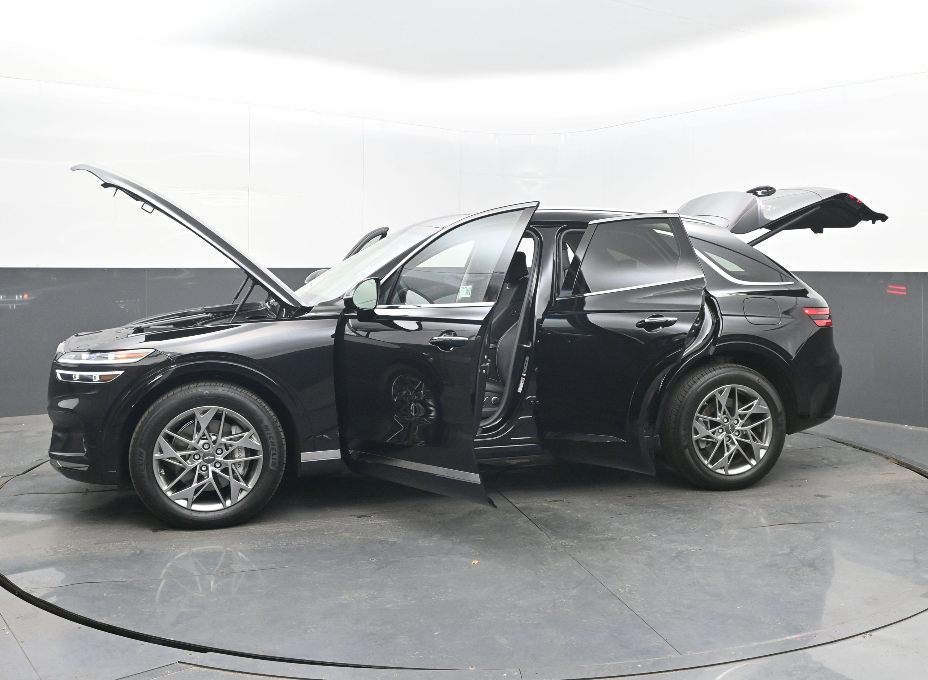 2024 Genesis GV70 2.5T