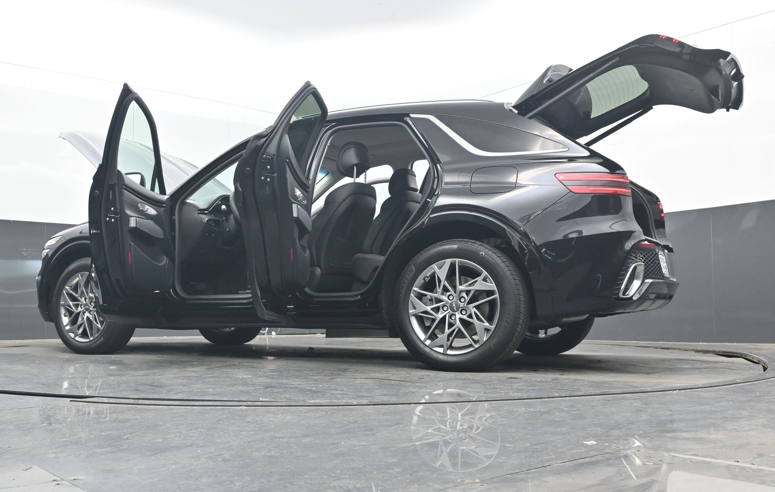 2024 Genesis GV70 2.5T