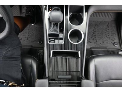 2025 Toyota Sienna Woodland Edition