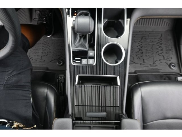 2025 Toyota Sienna Woodland Edition