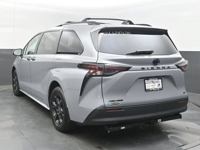 2025 Toyota Sienna Woodland Edition
