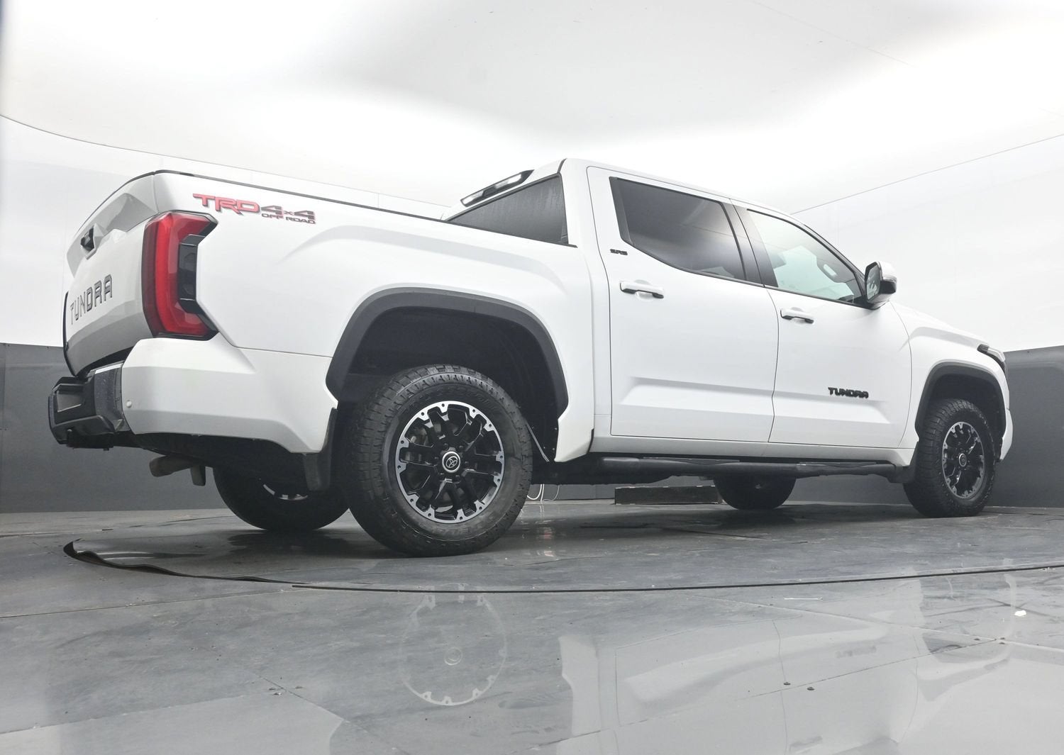 2023 Toyota Tundra 4WD SR5