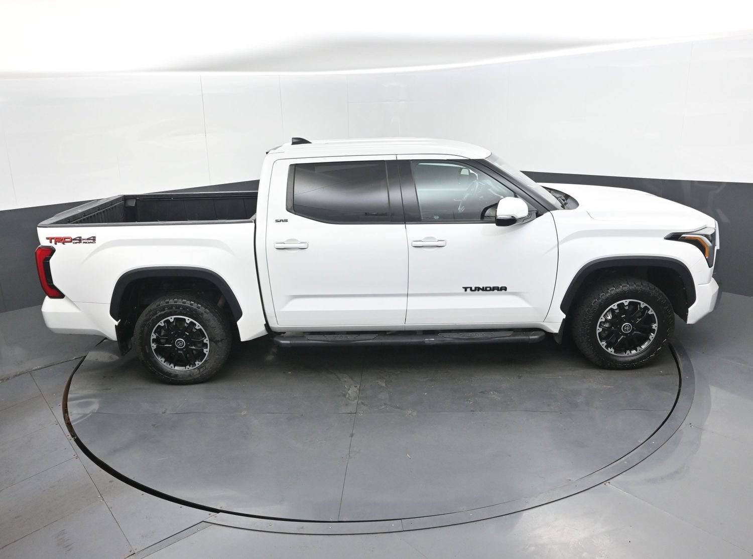 2023 Toyota Tundra 4WD SR5