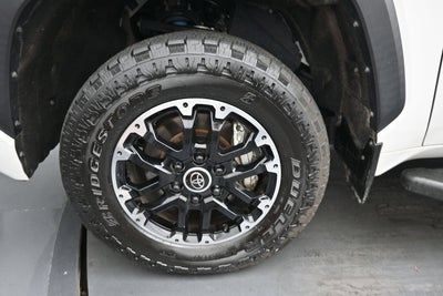 2023 Toyota Tundra 4WD SR5