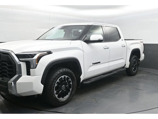 2023 Toyota Tundra 4WD SR5