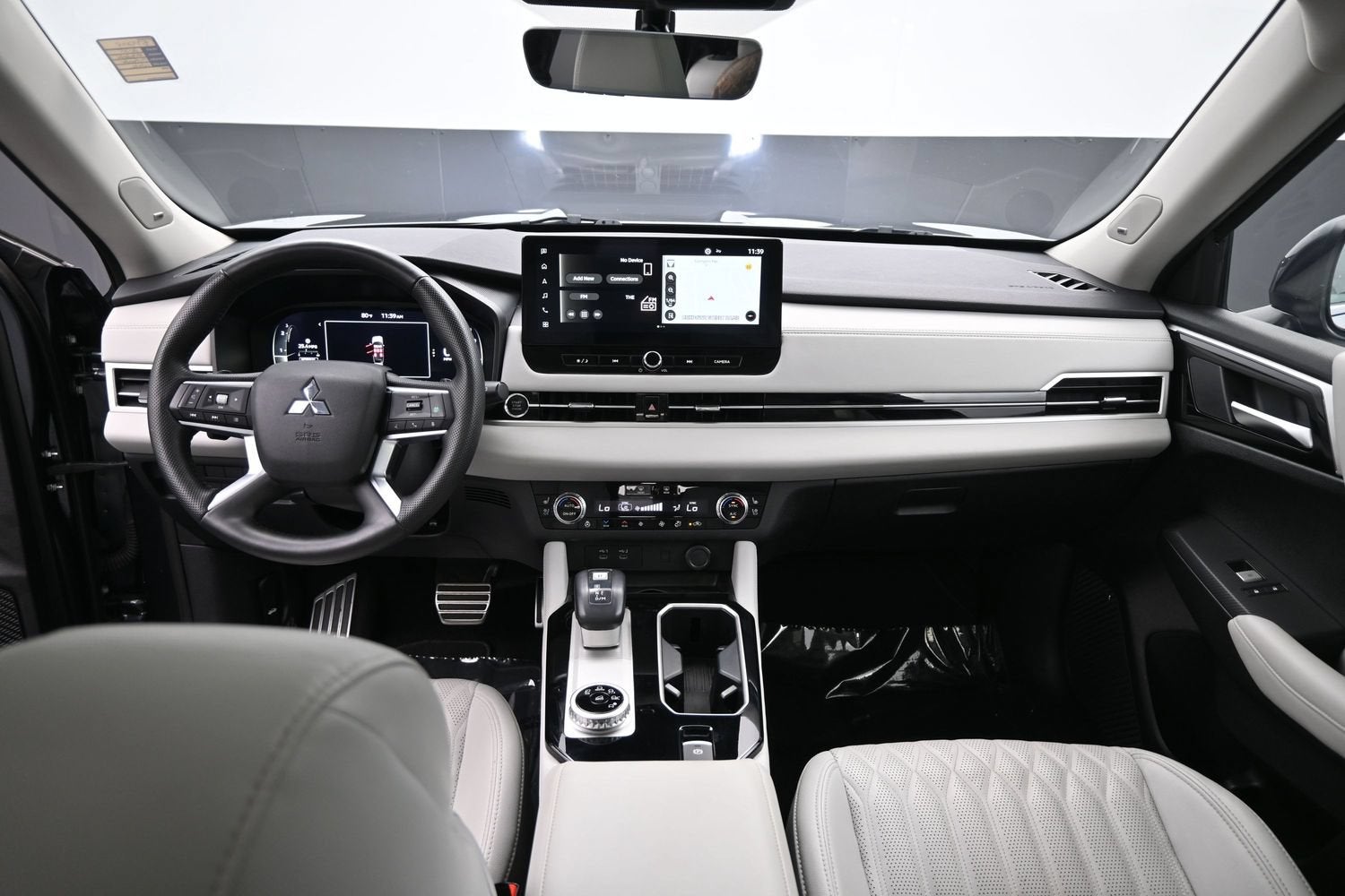 2025 Mitsubishi Outlander SEL