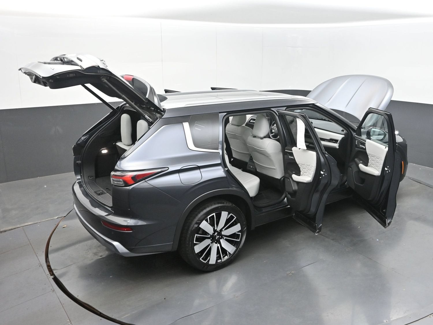 2025 Mitsubishi Outlander SEL