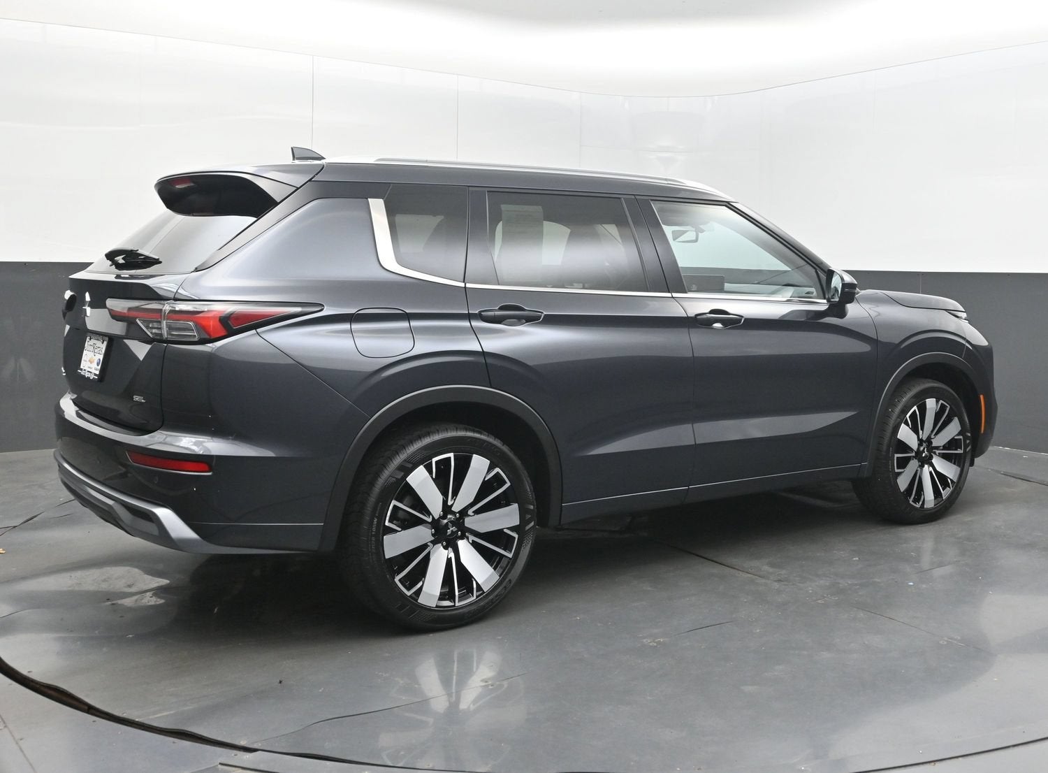 2025 Mitsubishi Outlander SEL