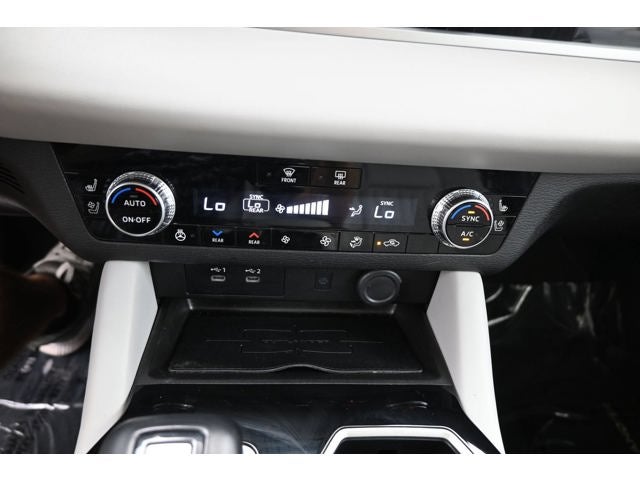 2025 Mitsubishi Outlander SEL