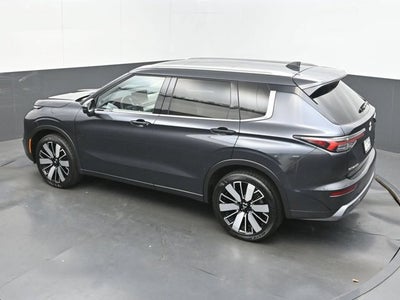 2025 Mitsubishi Outlander SEL