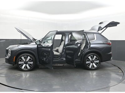 2025 Mitsubishi Outlander SEL