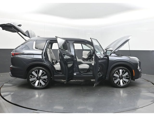 2025 Mitsubishi Outlander SEL