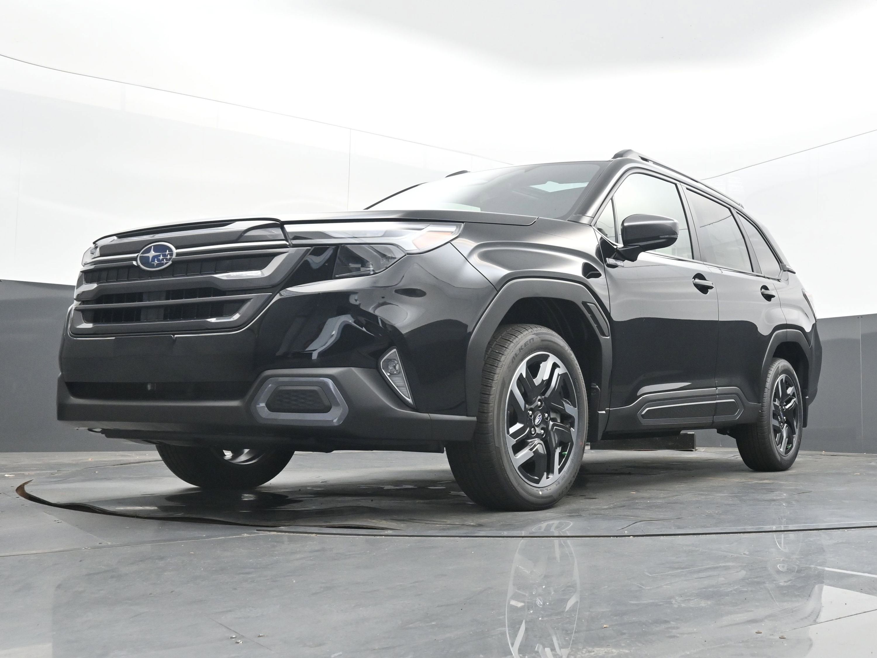 2025 Subaru Forester Limited Hybrid