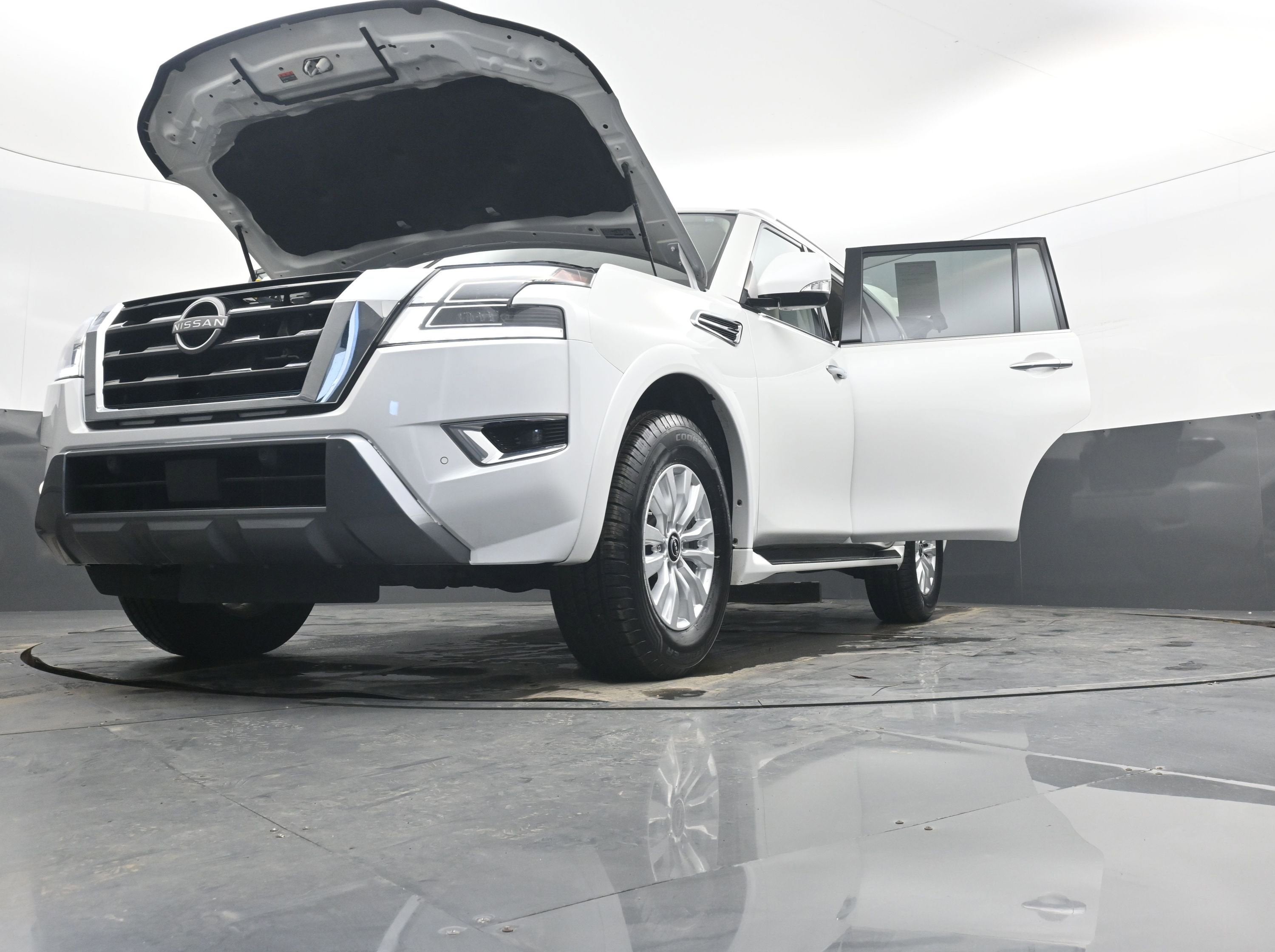 2024 Nissan Armada SV