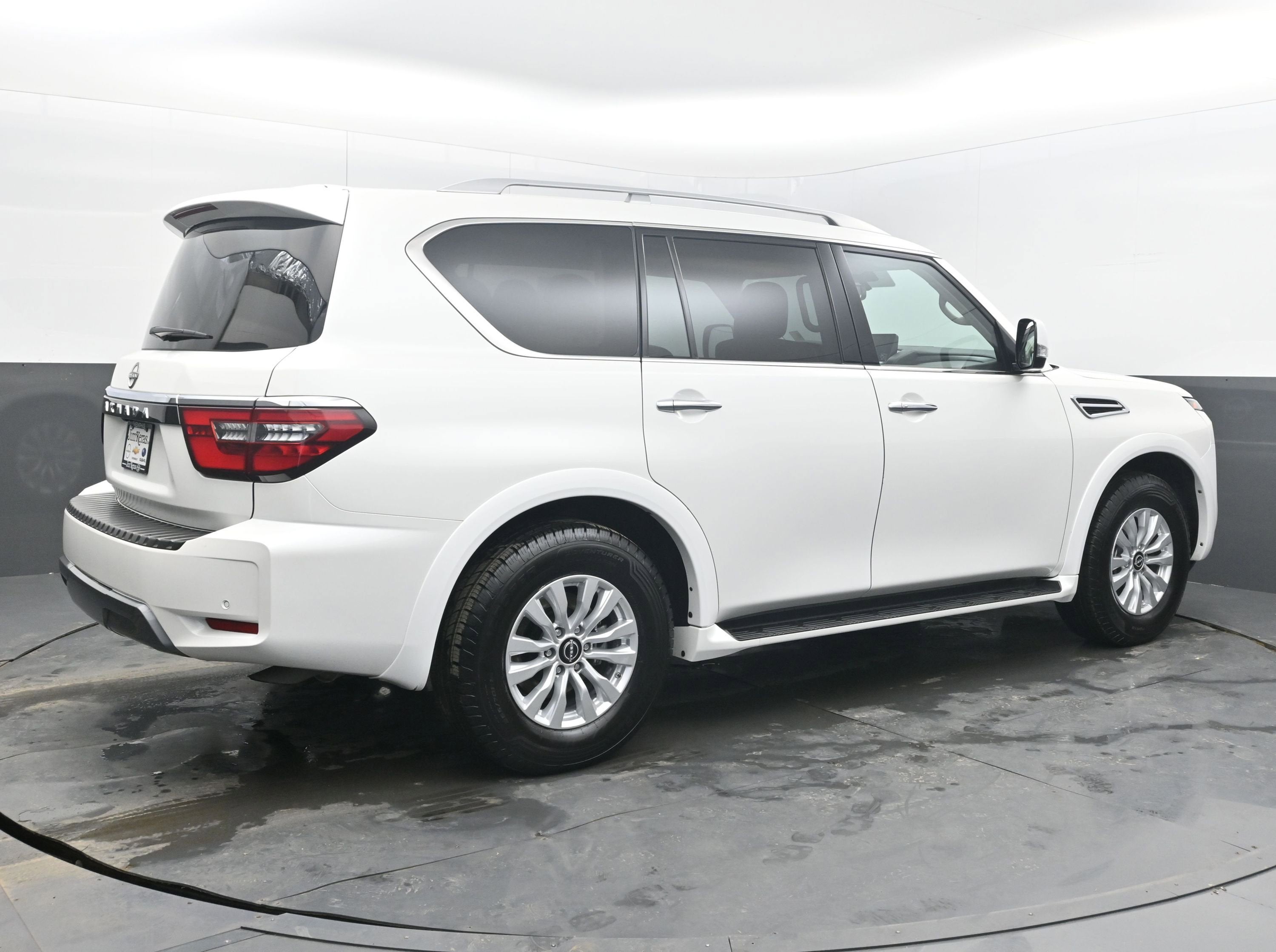 2024 Nissan Armada SV
