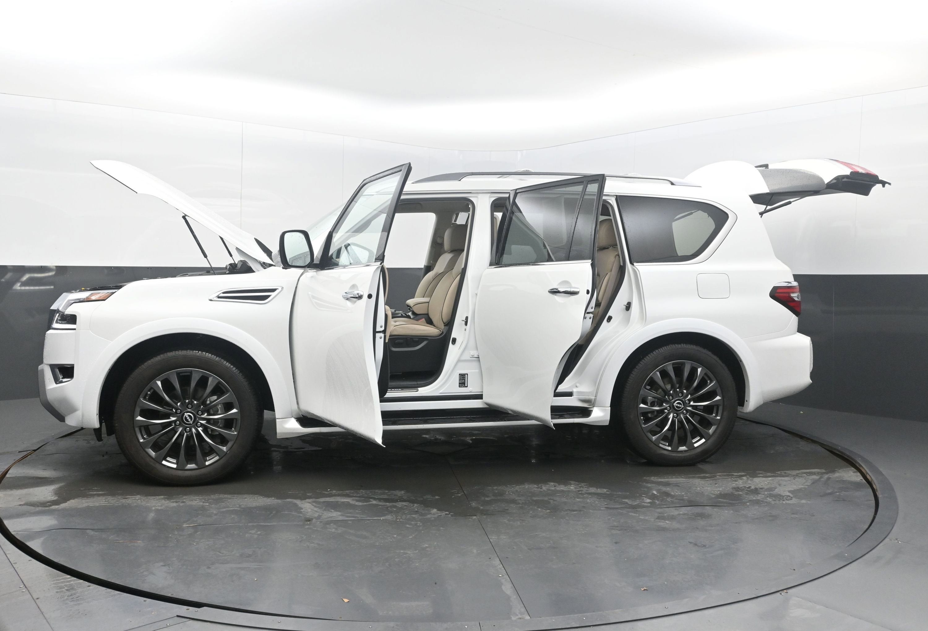 2023 Nissan Armada Platinum