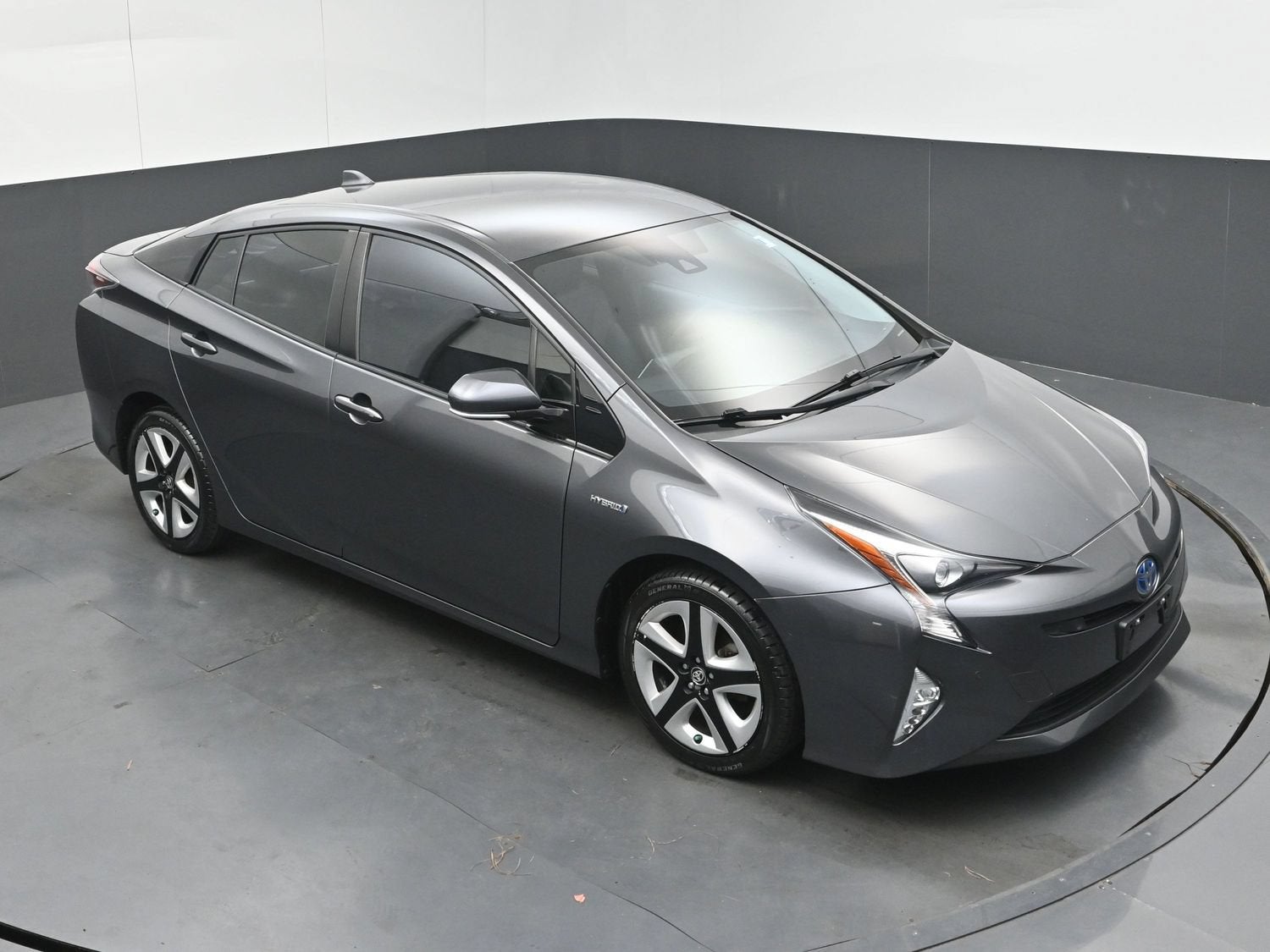 2017 Toyota Prius Four Touring