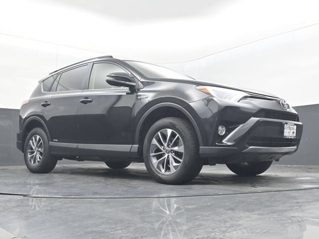 2016 Toyota RAV4 Hybrid XLE