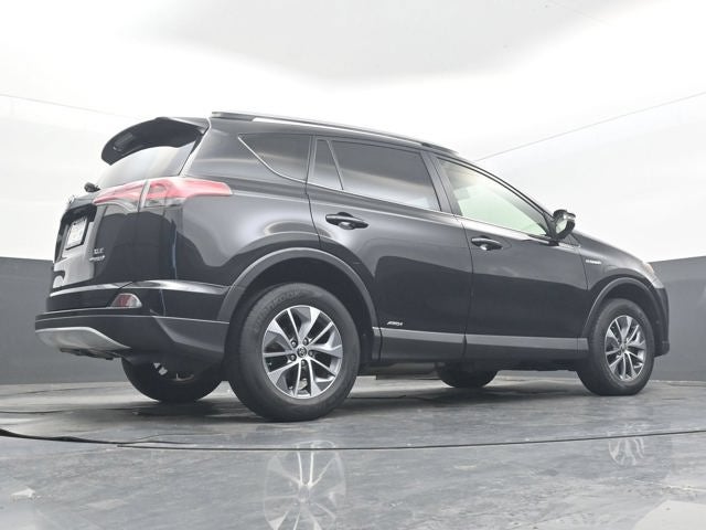 2016 Toyota RAV4 Hybrid XLE