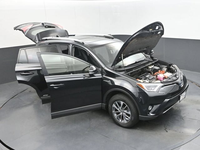 2016 Toyota RAV4 Hybrid XLE