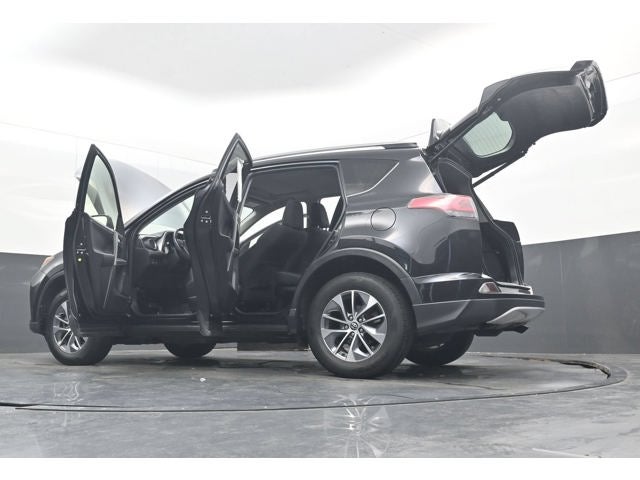 2016 Toyota RAV4 Hybrid XLE