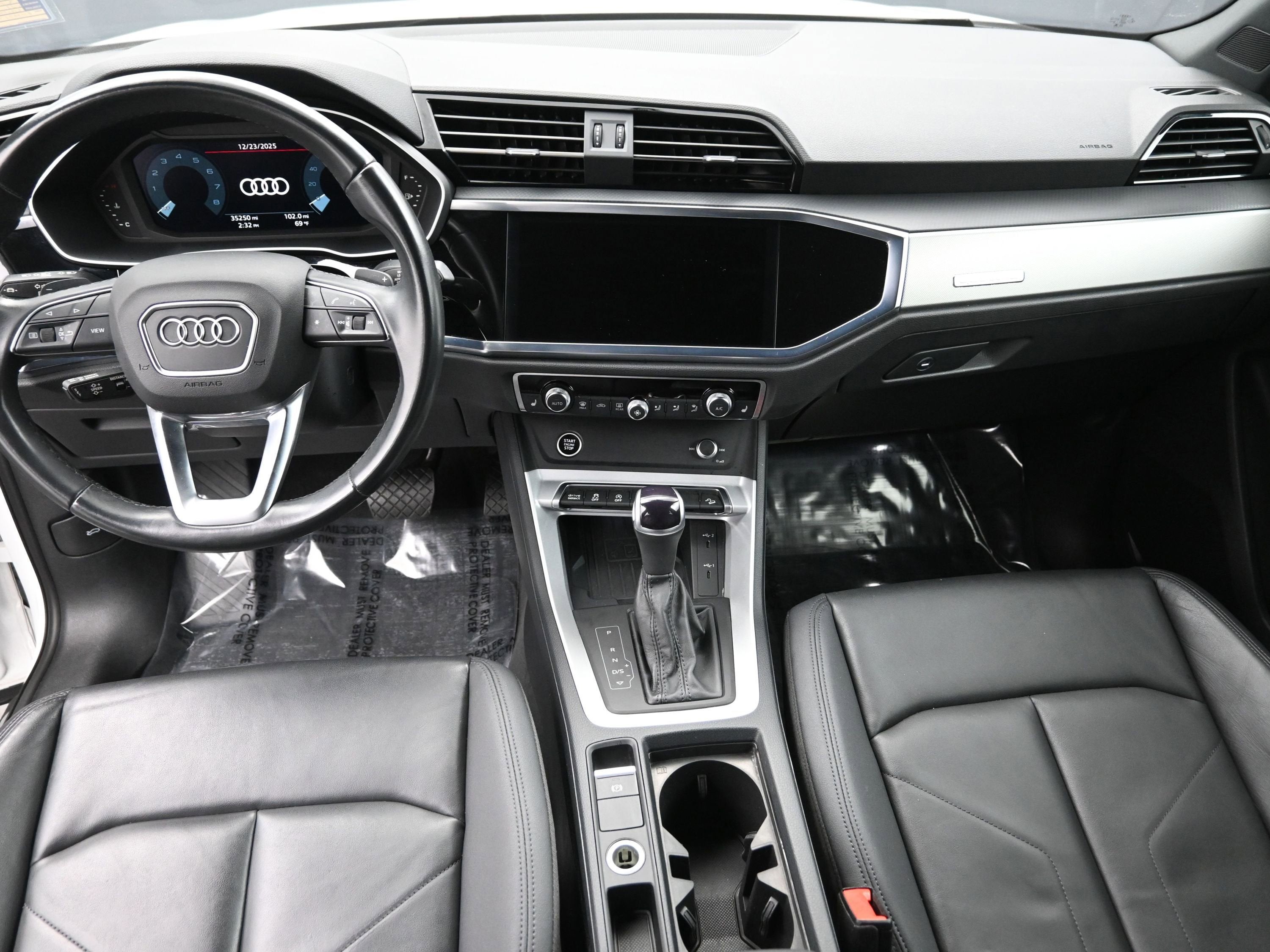 2024 Audi Q3 S line Premium