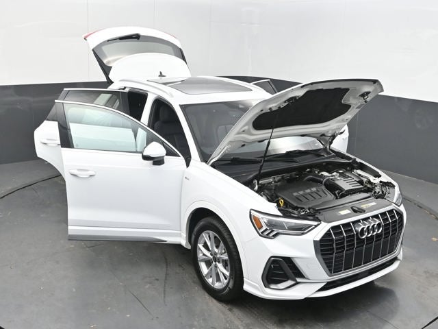 2024 Audi Q3 S line Premium