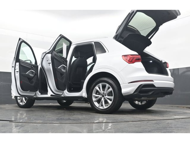 2024 Audi Q3 S line Premium