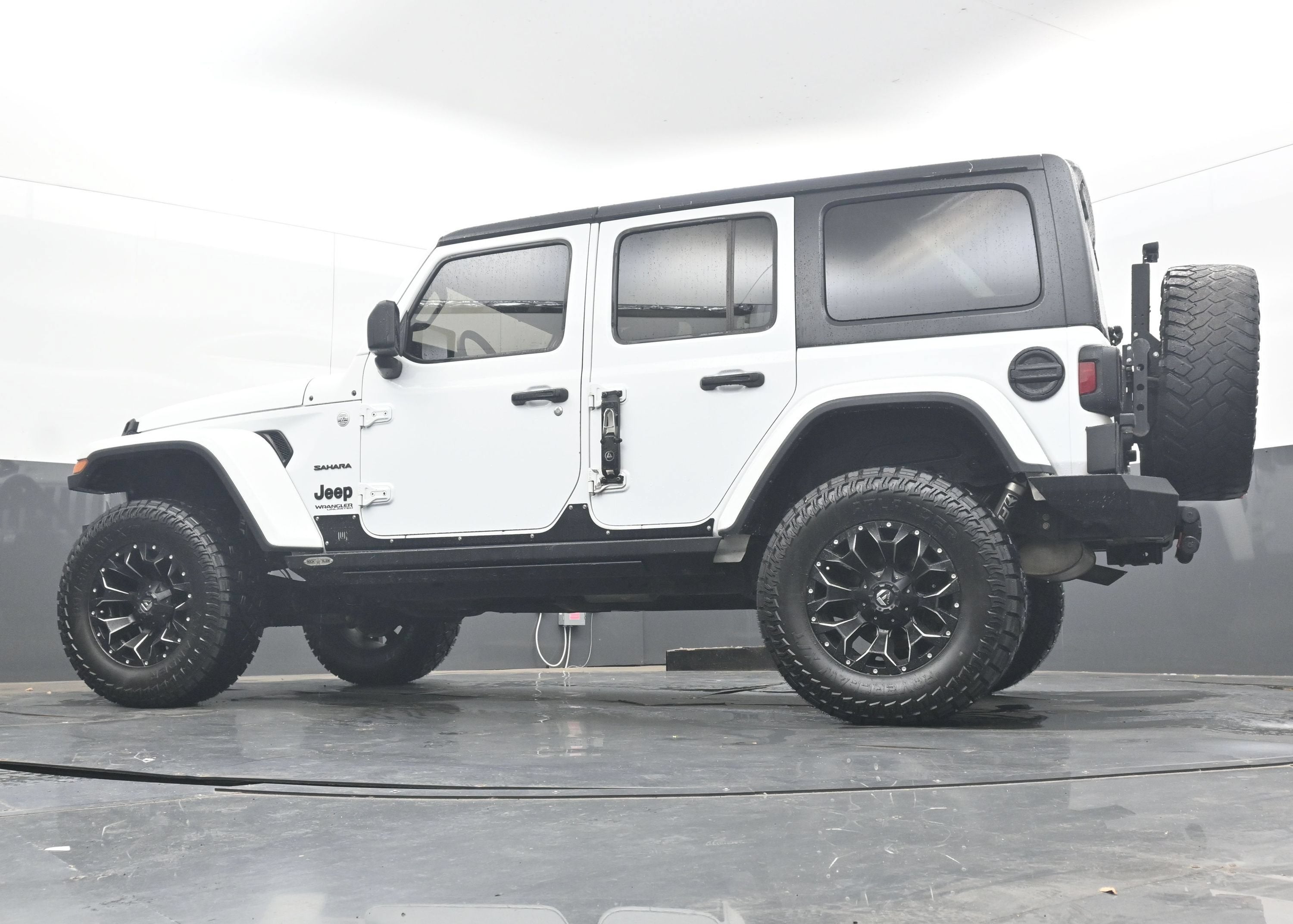 2018 Jeep Wrangler Unlimited Sahara 4x4