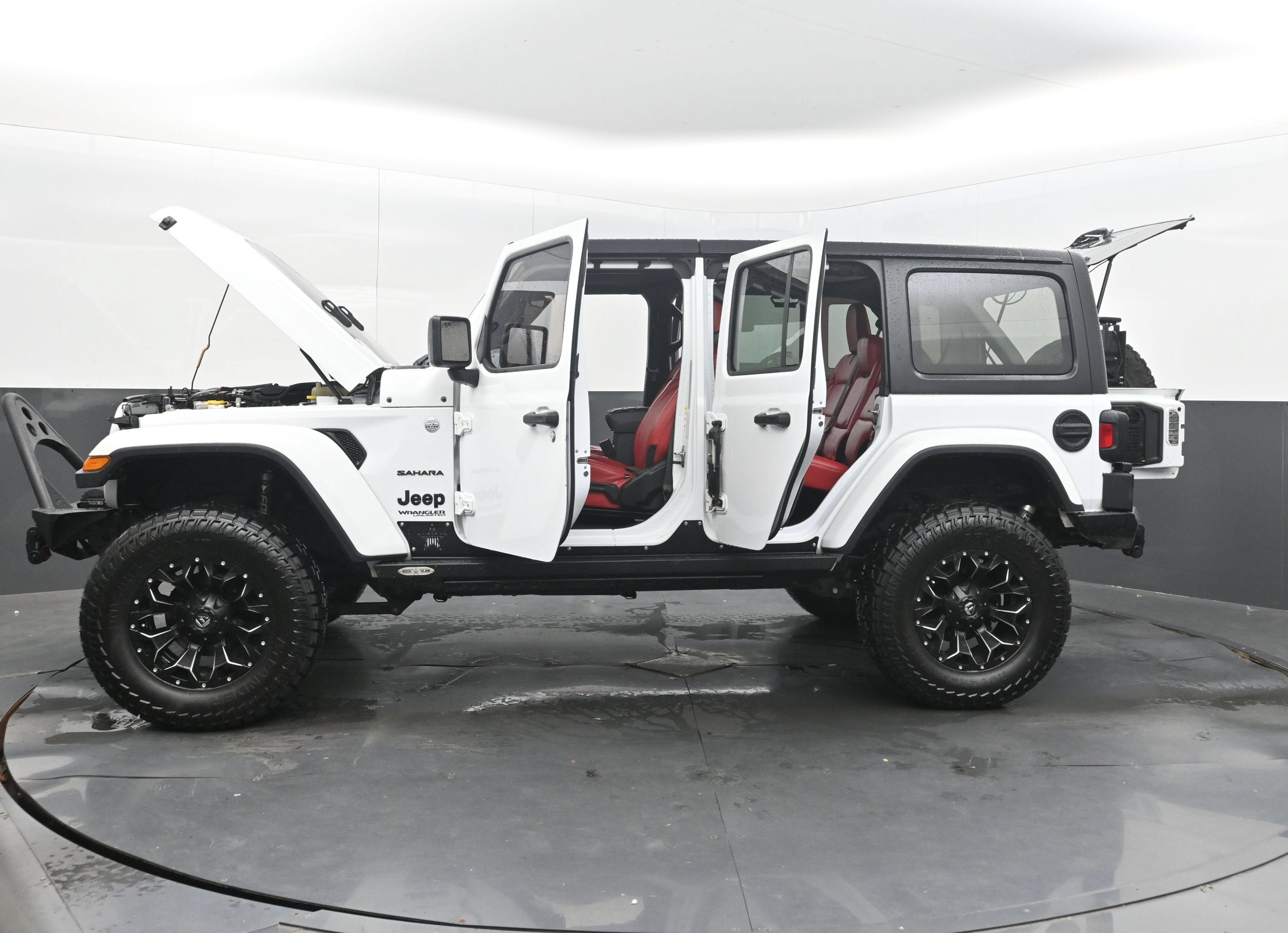 2018 Jeep Wrangler Unlimited Sahara 4x4