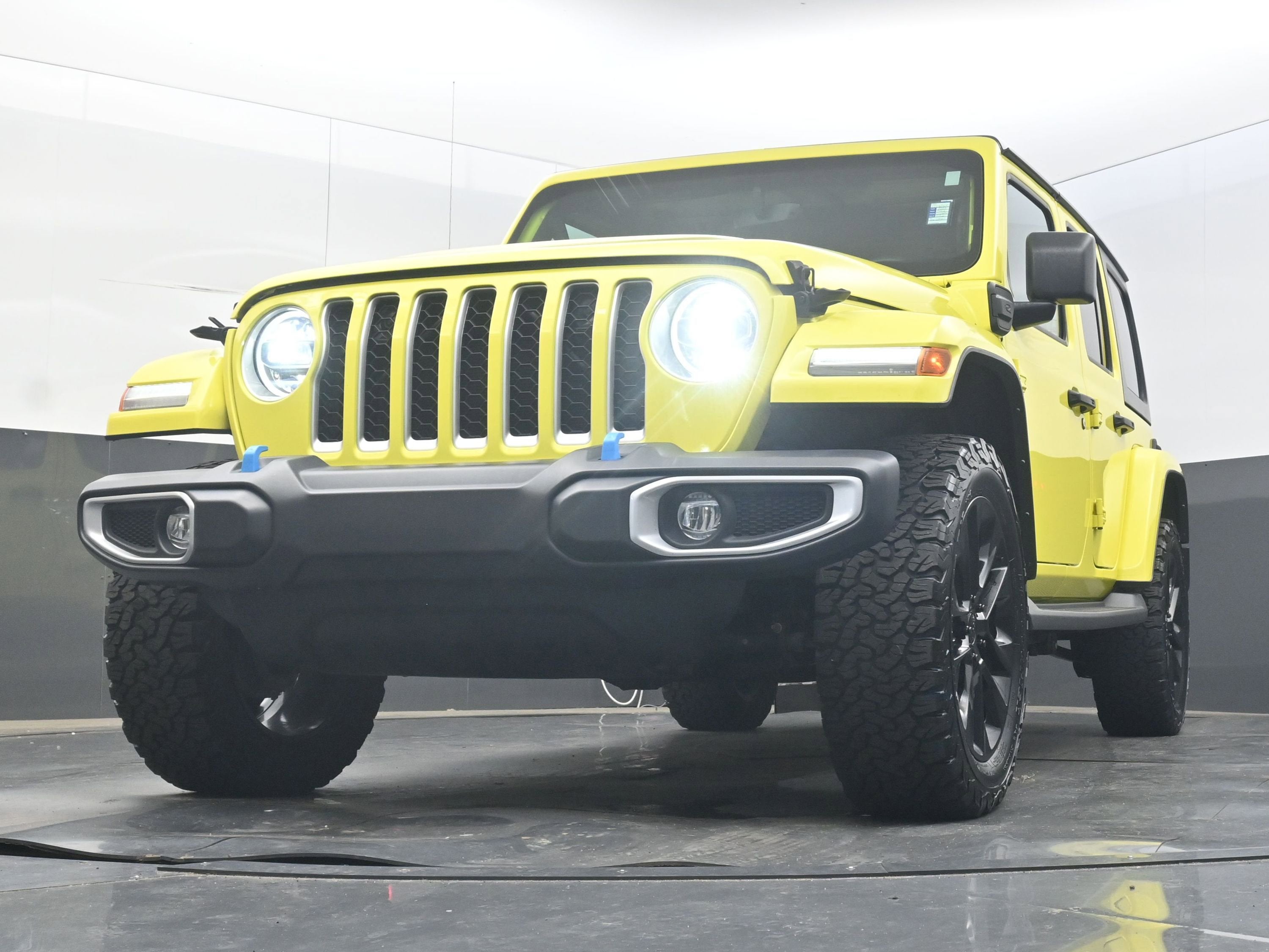 2022 Jeep Wrangler 4xe Unlimited Sahara 4x4
