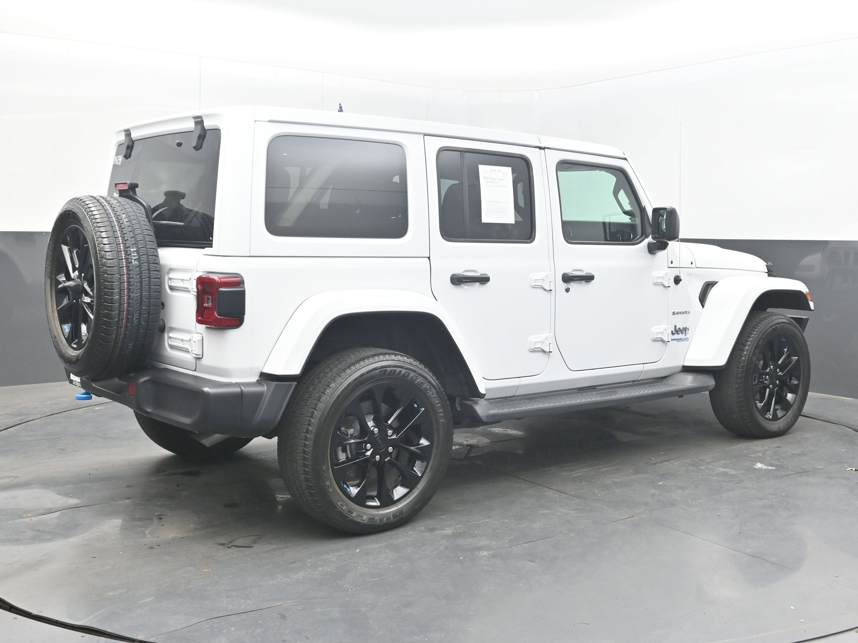 2022 Jeep Wrangler 4xe Unlimited Sahara 4x4
