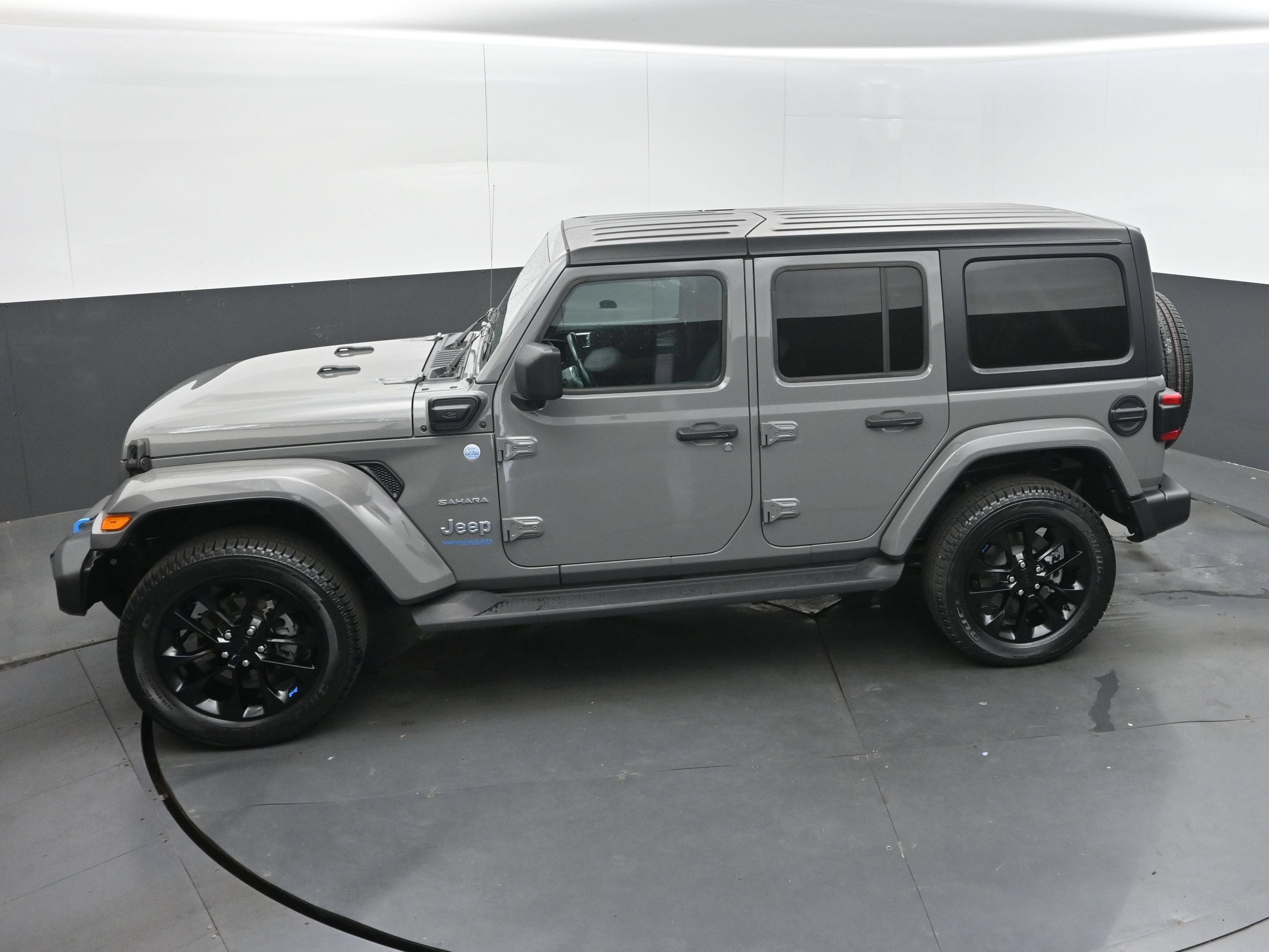 2022 Jeep Wrangler 4xe Unlimited Sahara 4x4