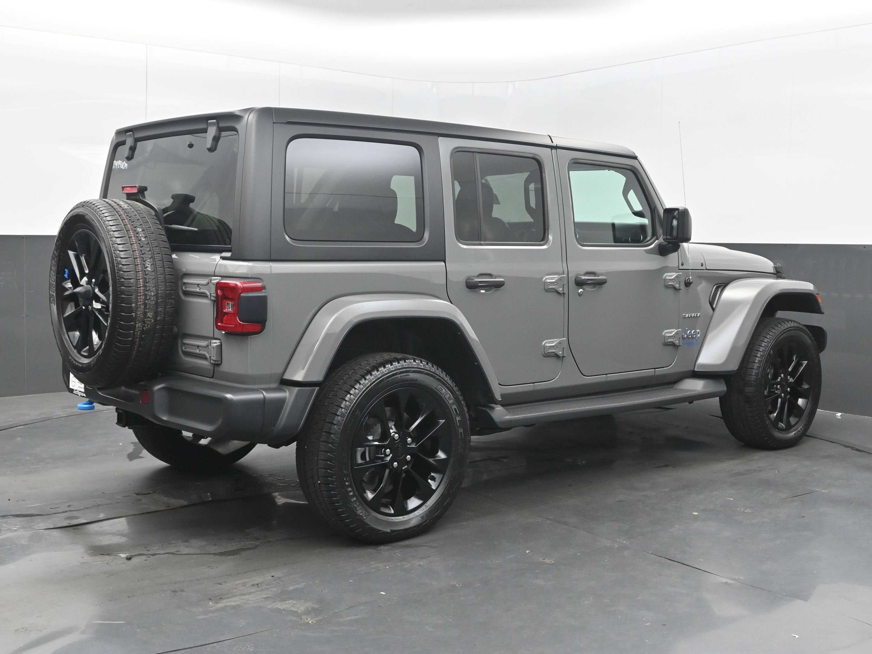2022 Jeep Wrangler 4xe Unlimited Sahara 4x4