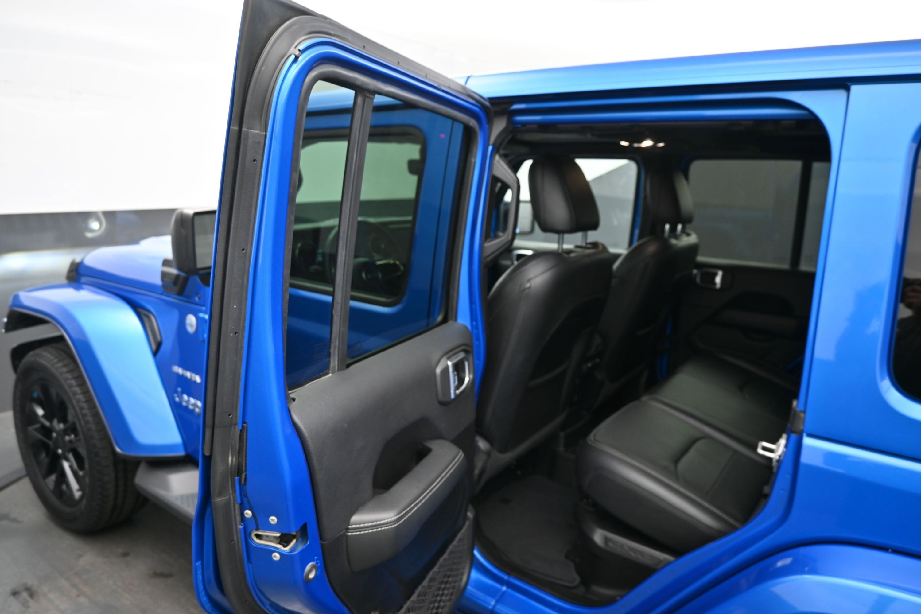2022 Jeep Wrangler 4xe Unlimited Sahara 4x4