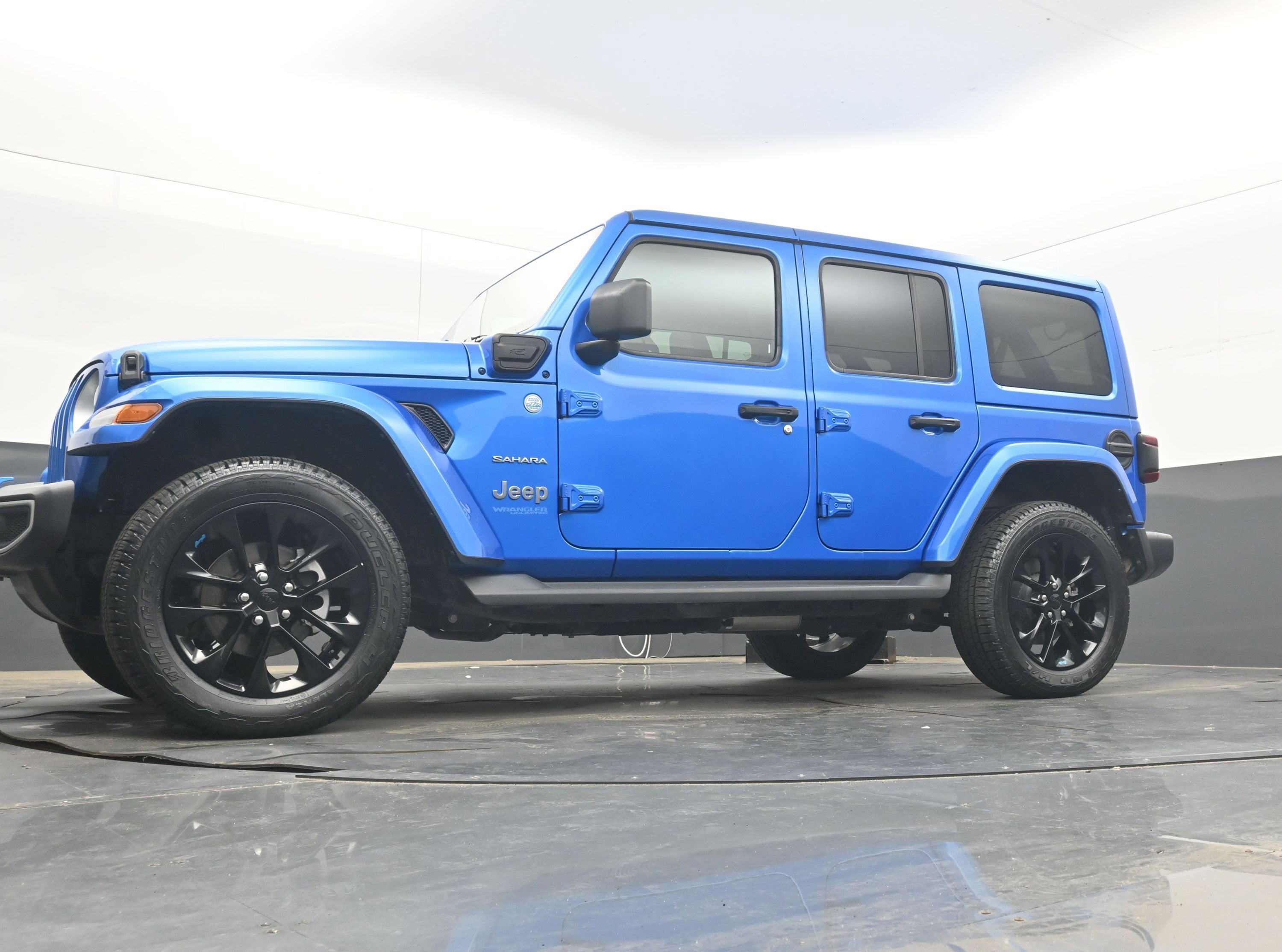 2022 Jeep Wrangler 4xe Unlimited Sahara 4x4