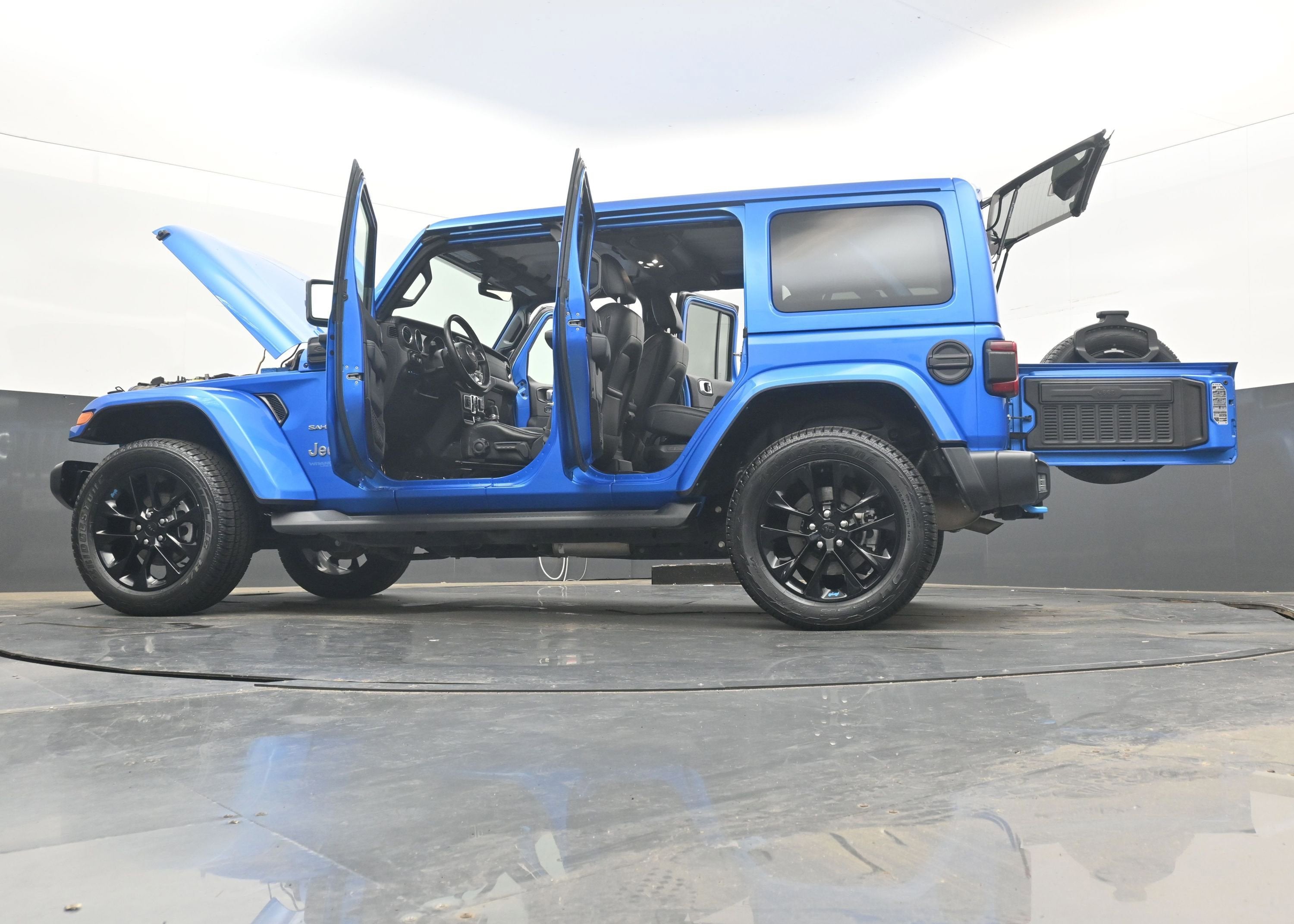 2022 Jeep Wrangler 4xe Unlimited Sahara 4x4