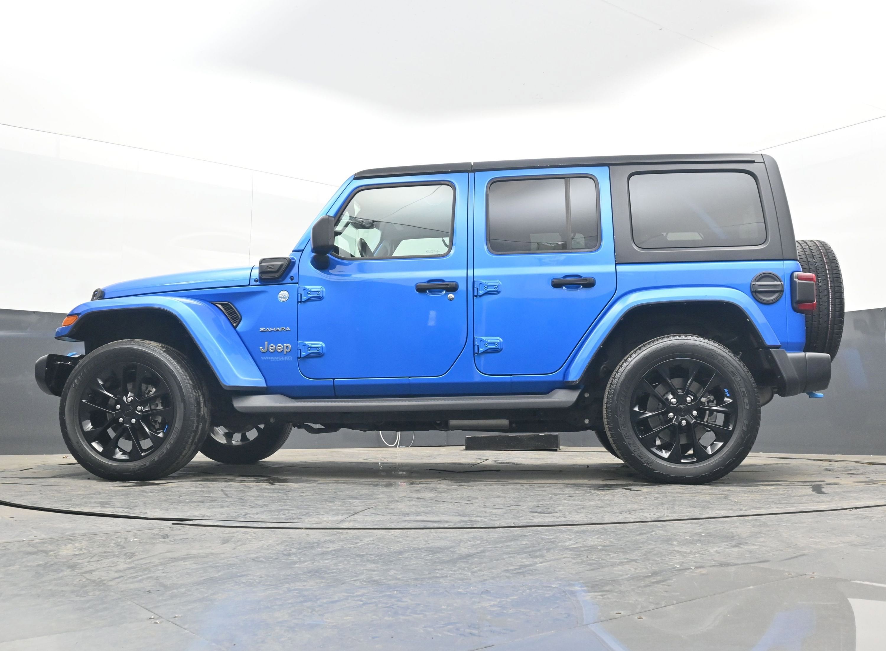 2022 Jeep Wrangler 4xe Unlimited Sahara 4x4