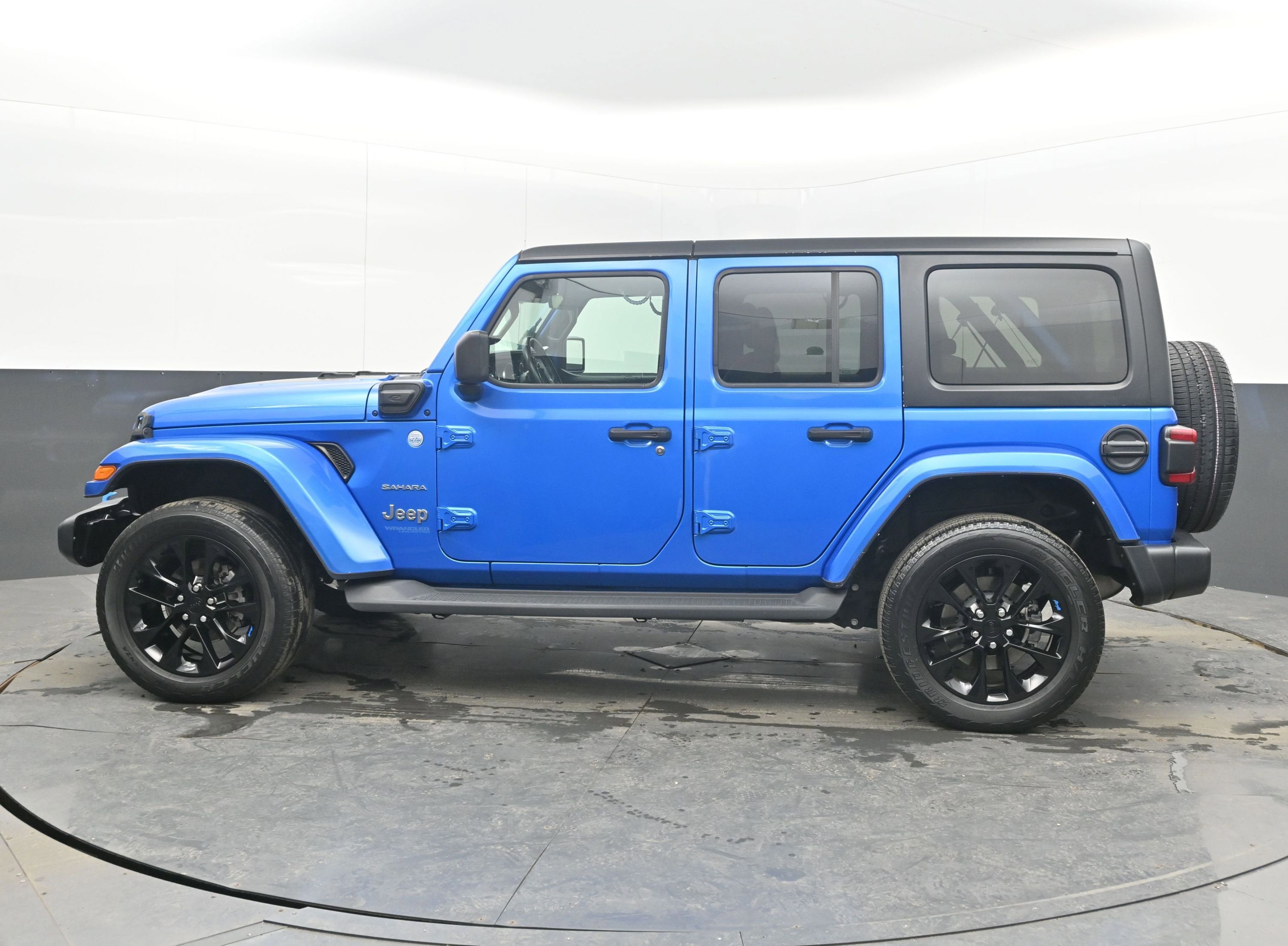 2022 Jeep Wrangler 4xe Unlimited Sahara 4x4