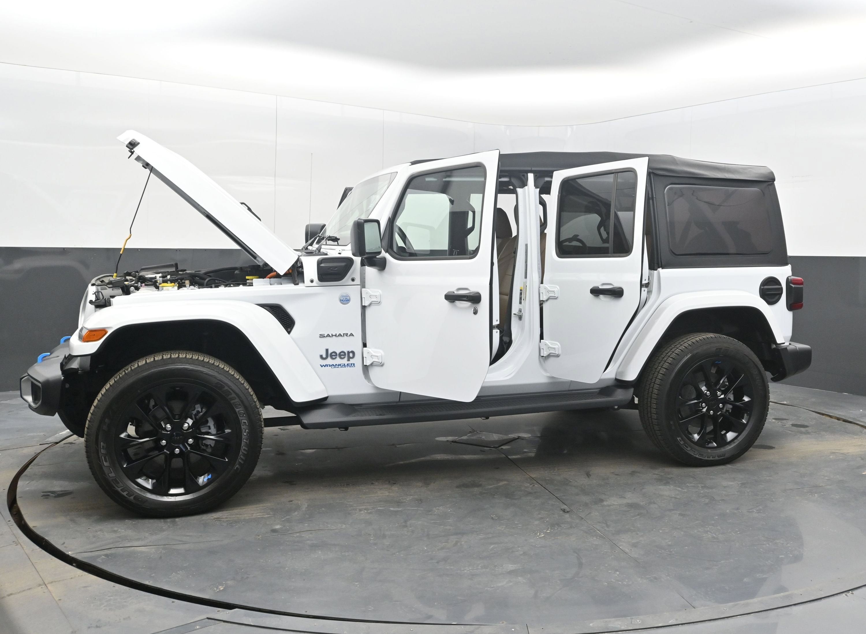 2022 Jeep Wrangler 4xe Unlimited Sahara 4x4