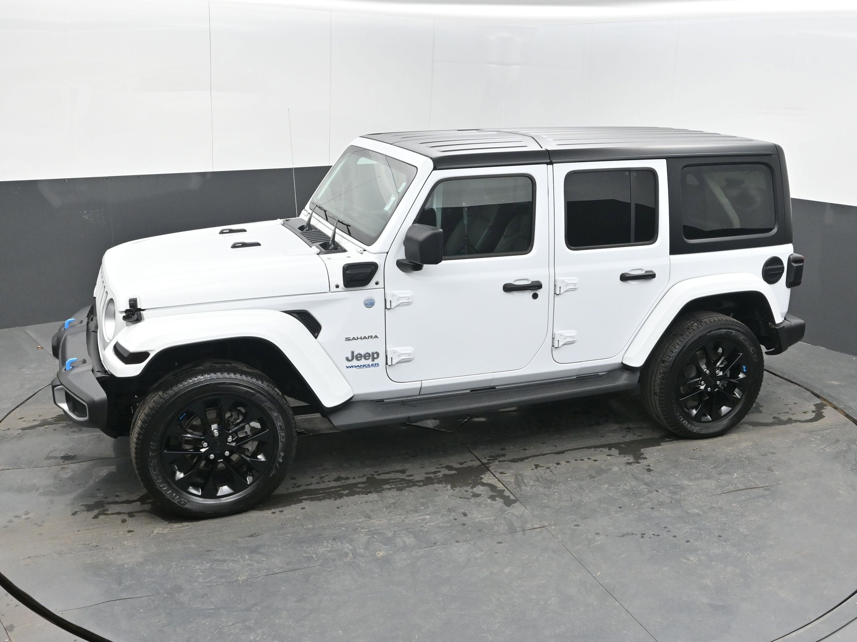 2022 Jeep Wrangler 4xe Unlimited Sahara 4x4