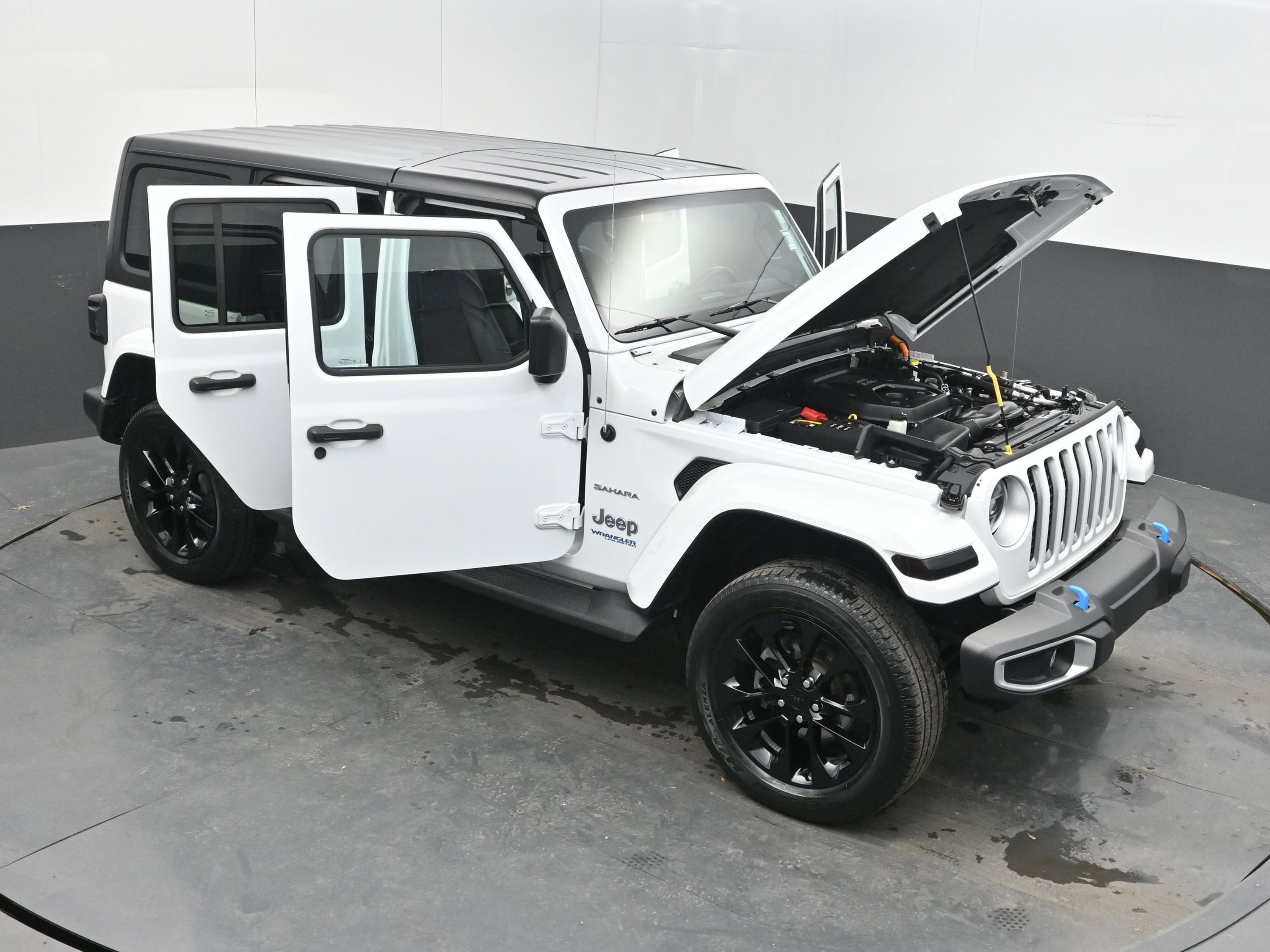2022 Jeep Wrangler 4xe Unlimited Sahara 4x4