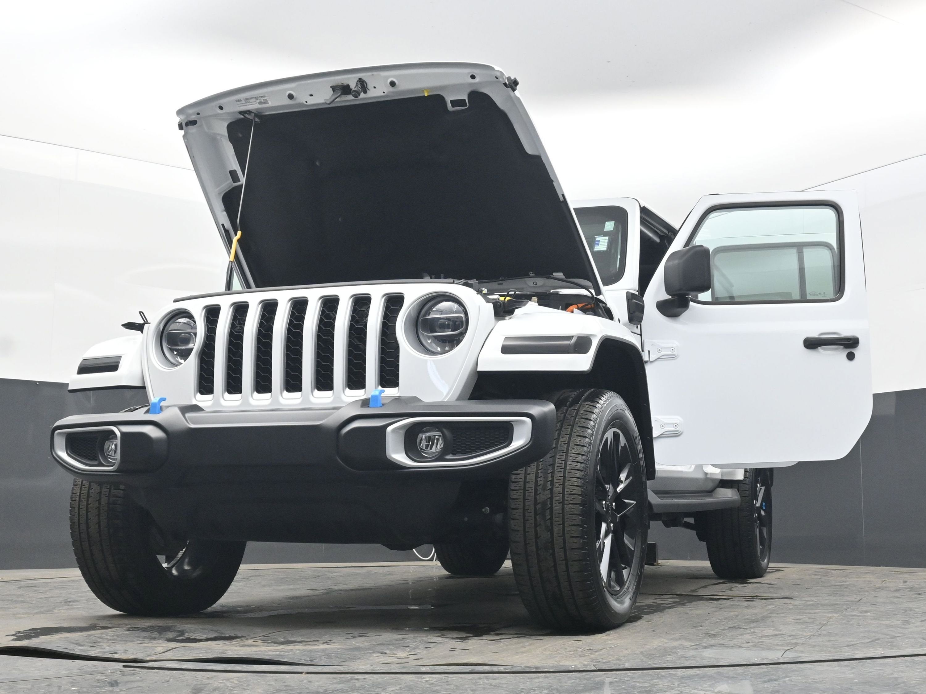 2022 Jeep Wrangler 4xe Unlimited Sahara 4x4