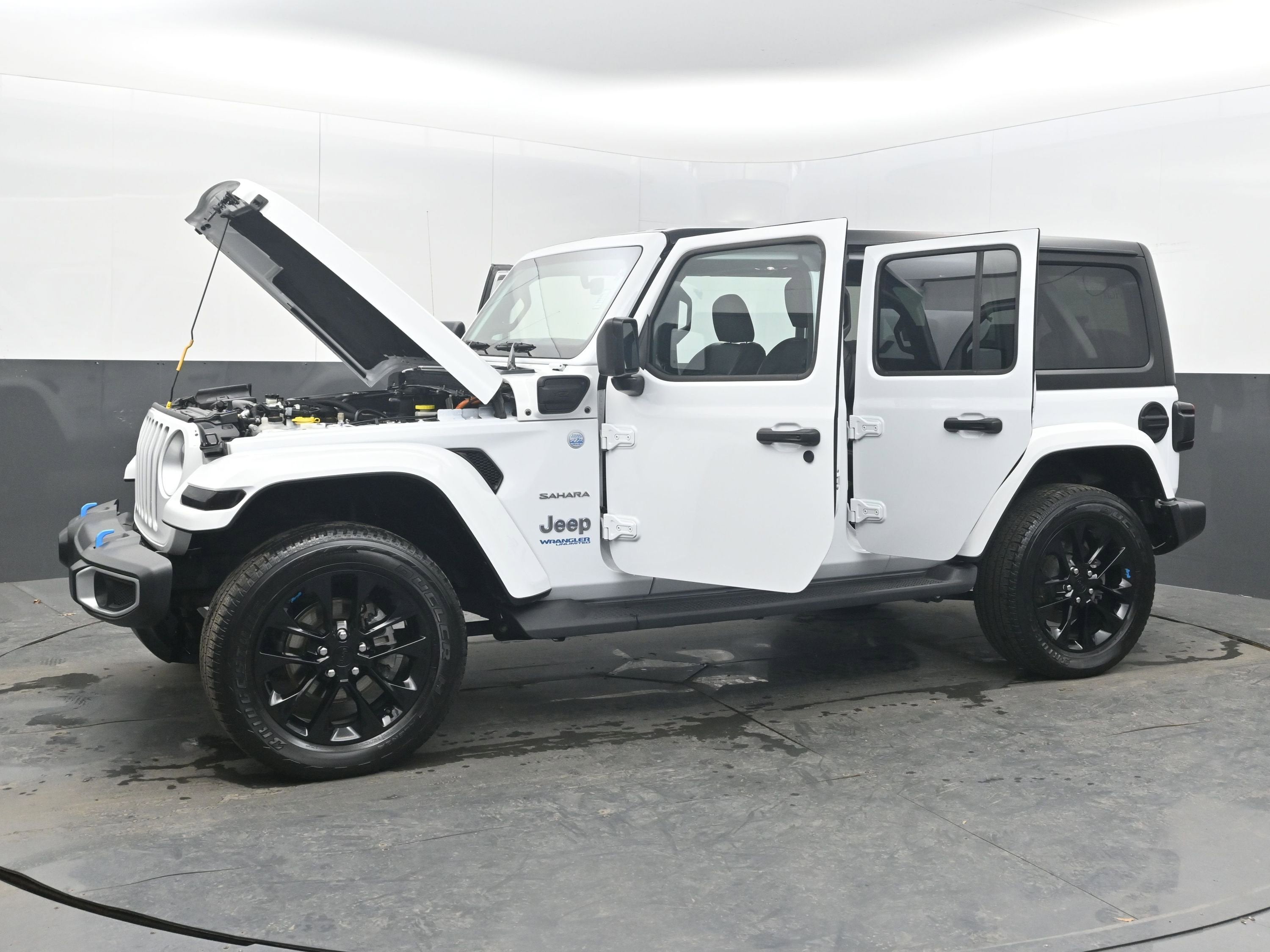 2022 Jeep Wrangler 4xe Unlimited Sahara 4x4