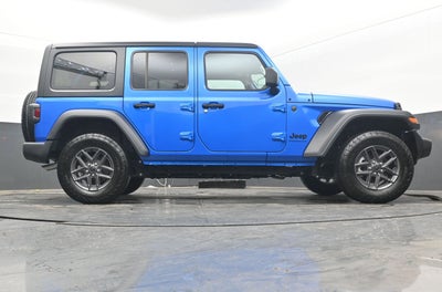 2025 Jeep Wrangler 4-Door Summit 4x4