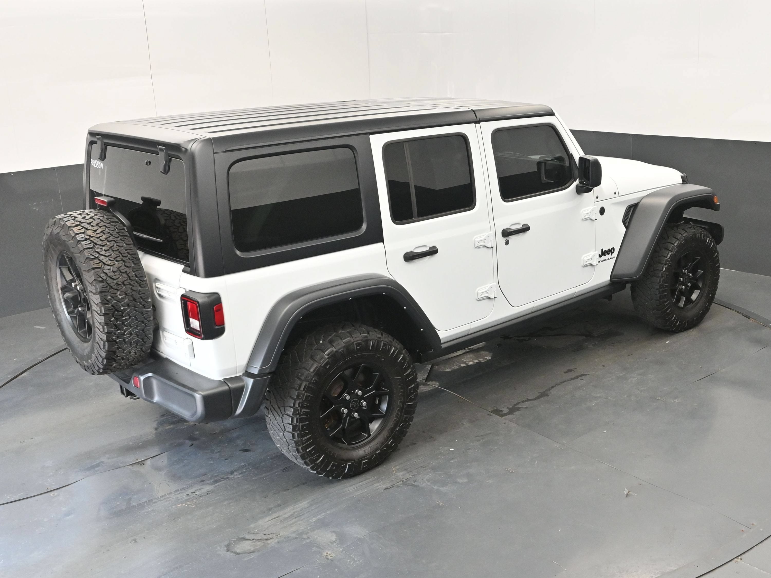 2024 Jeep Wrangler 4-Door Willys 4x4